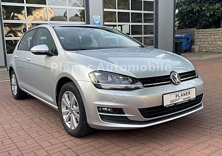 VW Golf Volkswagen VII Lim. Comfort. Xenon Sitzh. HU/AU neu