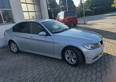 BMW 320d 320 DPF Aut.