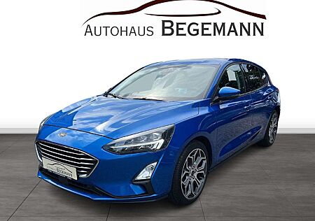Ford Focus 1.5 Eco Blue Lim Titanium B&O HUD Winterpk