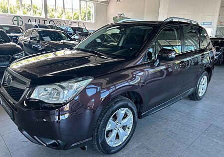 Subaru Forester Active*Panor.dach*Temp.*Leder*AHK*Kam.