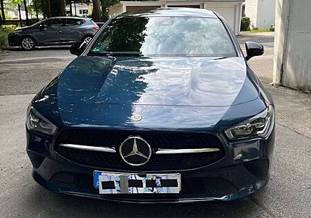 Mercedes-Benz CLA 220 CLA 220d 4M SB Progressive,AHK,Night, Pano