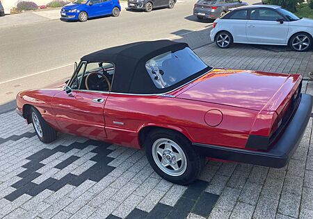 Alfa Romeo Spider +2.0