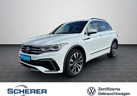 VW Tiguan Volkswagen R-Line 2.0 TDI DSG 4MOTION RFK PANO HEAD-