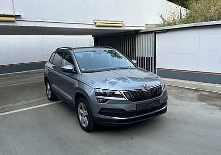 Skoda Karoq Ambition 1.6TDI Automatik* 1.Hand*Sitzh