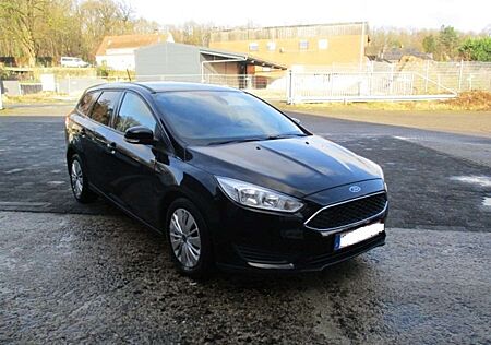 Ford Focus Turnier 1.0 EcoBoost Start-Stopp Edition