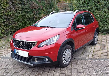 Peugeot 2008 PureTech Panoramadach
