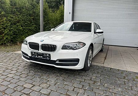 BMW 530 Baureihe 5 Touring d xDrive *M-PAKET*AHK