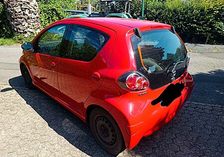 Toyota Aygo 5 Türer - Klima- Navi- Scheckheft