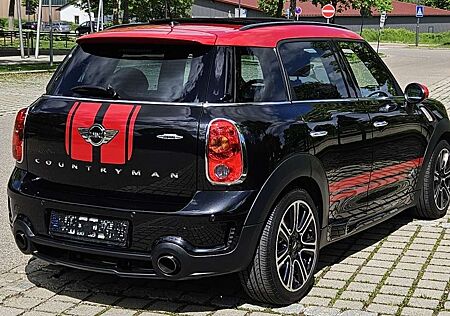 Mini John Cooper Works Countryman All4,PanoramaDach,Xenon ,Sitzheizung,8fach Bereift