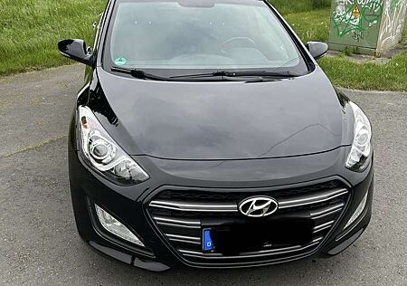 Hyundai i30 blue Passion