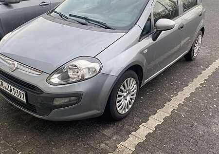 Fiat Punto 4Türig, Neu TÜV 01.2028.