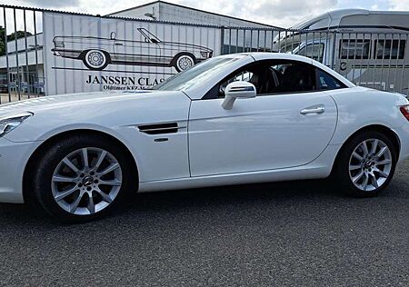 Mercedes-Benz SLK 200 Automatik, 9 Gang ,Scheckheft, 2 Hand