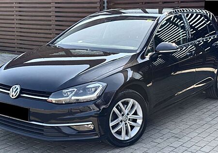 VW Golf Volkswagen 1.5 TSI ACT Highline BlueMotion