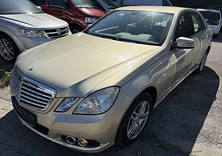 Mercedes-Benz E 200 CGI BlueEFFICIENCY Avantgarde