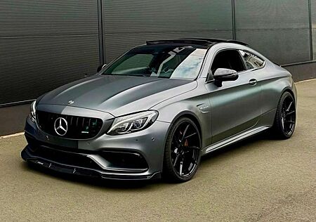 Mercedes-Benz C 63 AMG Coupe Speedshift 7G
