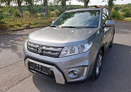 Suzuki Vitara 1.6 DDiS Comfort 4x4 TÜV 03/2027 *Garantie* AHK