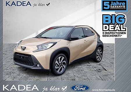 Toyota Aygo (X) 1.0 Teamplayer ACC+Navi+SHZ+Fernlichtass.