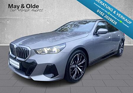 BMW 520 i M Sport AHK Navi HarmanKardon LED ACC Mehrzonenk