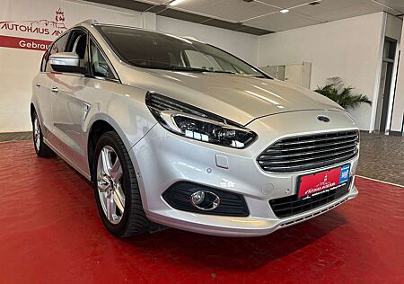 Ford S-Max Titanium *7 Sitzer