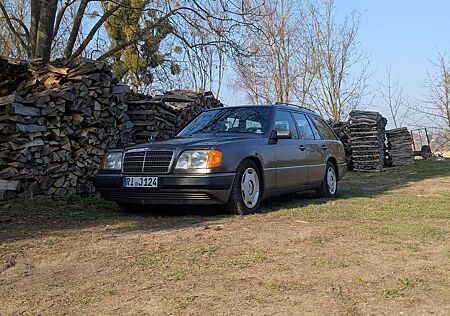 Mercedes-Benz 230 TE
