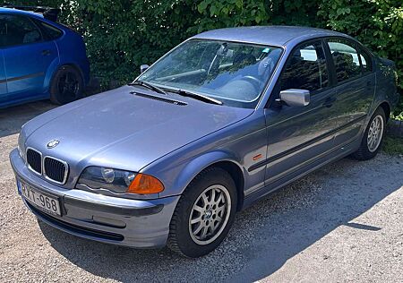 BMW 318i 318