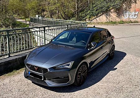 Cupra Leon VZ 300 Pano/Beats/Navi/Kamera/Carplay/Dcc/8-fach