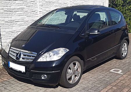 Mercedes-Benz A 160 A-Klasse 3-Türer BlueEFFICIENCY