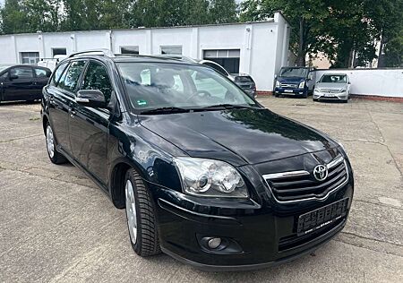 Toyota Avensis Kombi 1.8 Sol, TÜV Neu, Service NEU