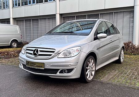 Mercedes-Benz B 200 B-Klasse 200 Sport*Automatik*Pano*Bi-Xenon*Sitzh