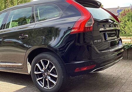 Volvo XC 60 XC60 XC60 Diesel D4 AWD Geartronic Summum