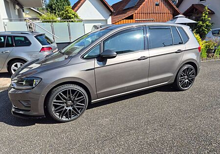 VW Golf Sportsvan Volkswagen Golf VII Sportsvan 1.4 TSI BlueMotion Technology L