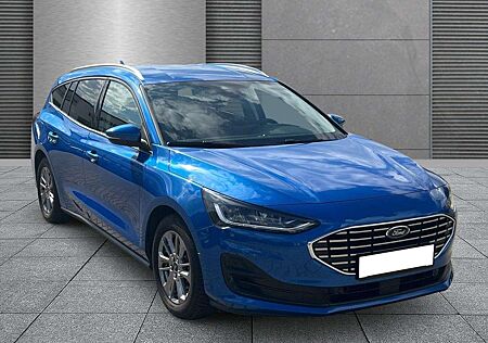 Ford Focus Turnier Titanium X Winterpaket+LED+RFK 1.0 EcoB...