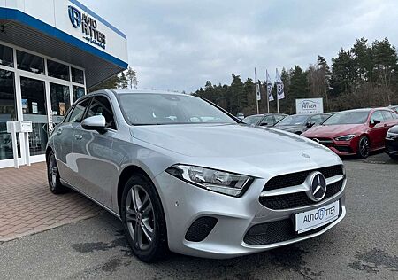 Mercedes-Benz A 200 Navigation|Leder|SHZ|PDC