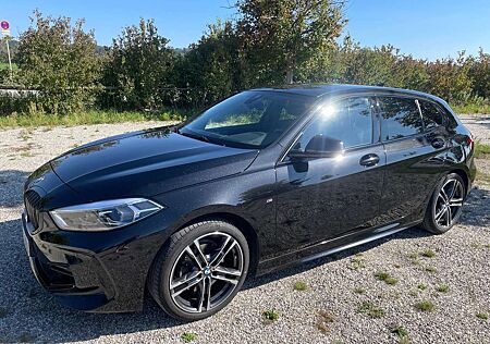 BMW 118 i M Sport Shadow 18" SR, Bremsen, Service NEU