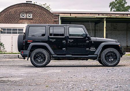 Jeep Wrangler Unlimited 2.8 CRD DPF Sport