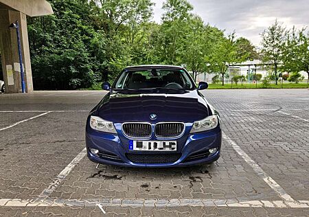 BMW 318i 318 - E90