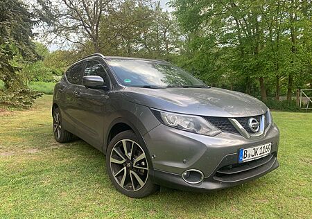 Nissan Qashqai 1.2 DIG-T TEKNA