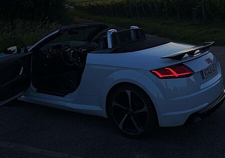 Audi TT Roadster 2.0 TFSI quattro
