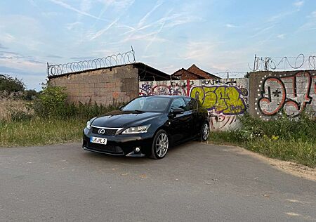 Lexus CT 200h F Sport