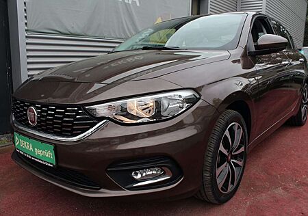 Fiat Tipo 1.6 LOUNGE AUTOMATIK KLIMAAUTO. NAVI PDC 1H