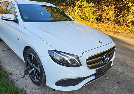 Mercedes-Benz E 220 d T 9G-TRONIC Sportstyle Edition