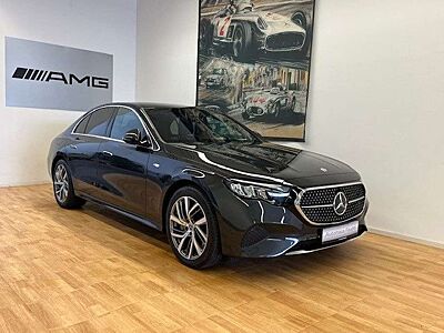 Mercedes-Benz E 300 de 4Matic Avantgarde Advanced AHK