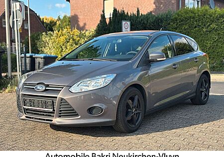 Ford Focus Lim. Trend Klima-Stzhz. *TOP*