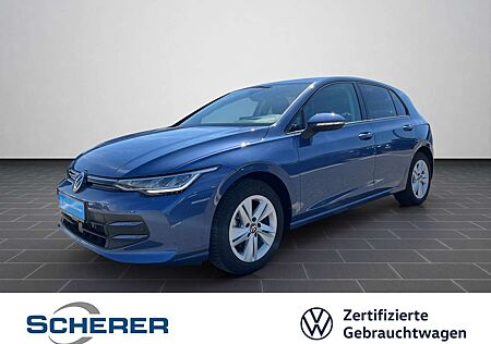 VW Golf Volkswagen Life 1,5 l TSI KAM NAVI SHZ Head-UP CarPlay