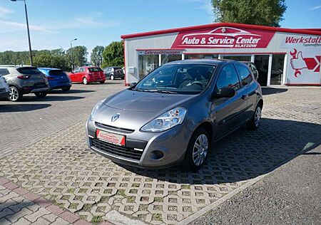Renault Clio 1.2 16V 75 GANZJAHRESREIFEN