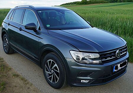 VW Tiguan Volkswagen 2.0 TDI SCR Join mit AHK
