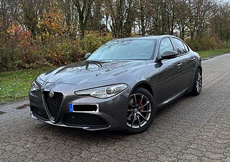 Alfa Romeo Giulia MY21 2.0 Turbo 16V 200PS AT8 Super