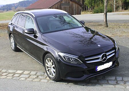 Mercedes-Benz C 220 (BlueTEC) d T 7G-TRONIC Avantgarde
