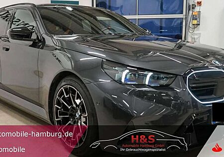 BMW M5 Touring *727HP*Panorama *AHK* B&W