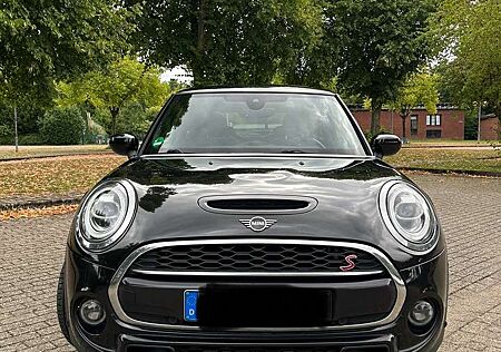 Mini Cooper S Interieur und Ausstattung sieh beil. Beschreibung